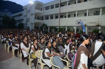 London Babulu Movie Team at KBN College Vijayawada